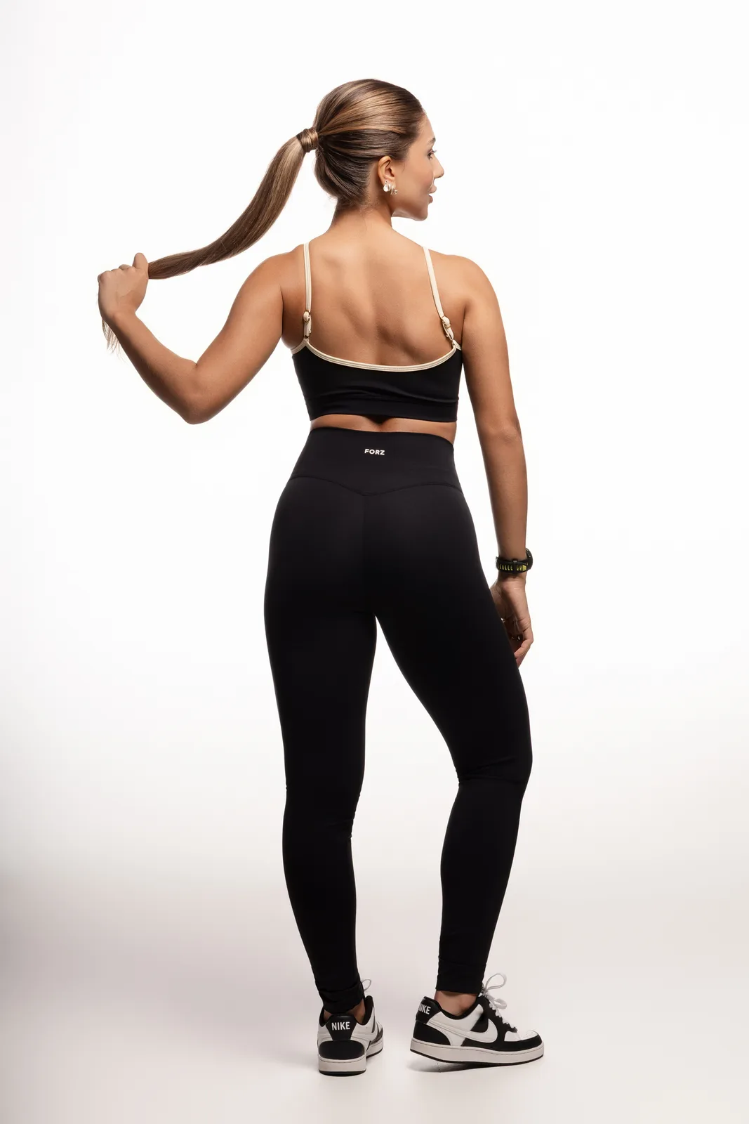 Legging Contorno em V - Preto legging fitness feminina Preto Forz Fitwear preto 3