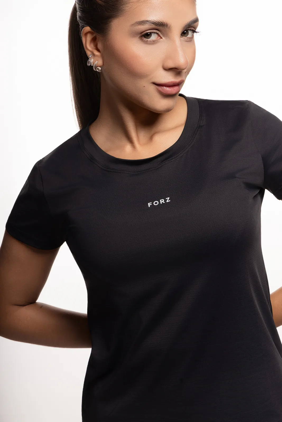 Camiseta Dryfit Arredondada - Preto camiseta dry fit feminina Preto Forz Fitwear preto 4