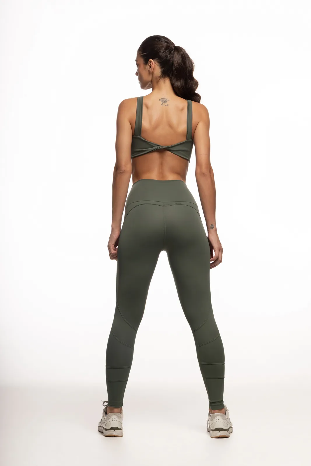 Legging Recortes - Verde Militar legging fitness feminina Verde Militar Forz Fitwear verde militar 1